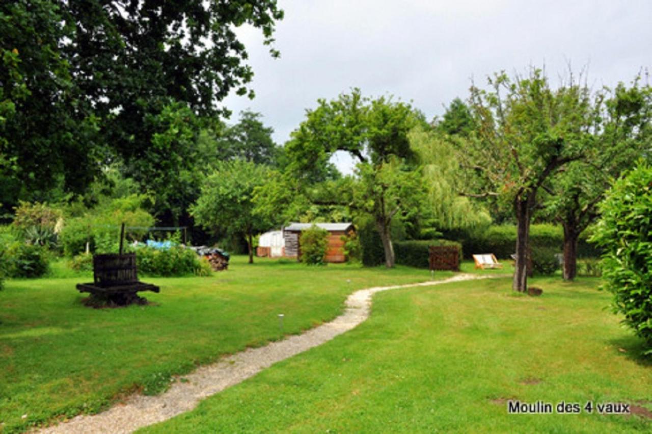 Gite Le Moulin Des 4 Vaux Saint-Etienne-la-Thillaye Ngoại thất bức ảnh